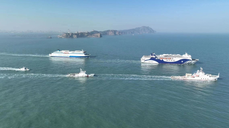 春运首日 海空立体巡航 渤海海峡开展联合行动